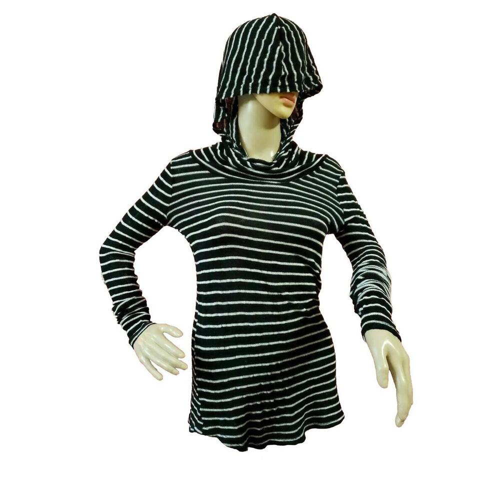 ENTI GLAMOUR Thin Sweater Top Women's Black white Striped Size S Long Sleeve